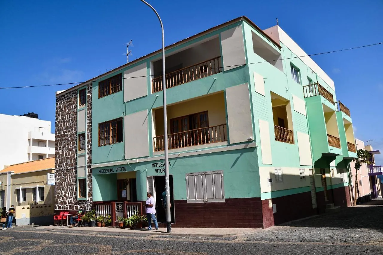 Hotel Residencial Vitoria à Ponta Do Sol