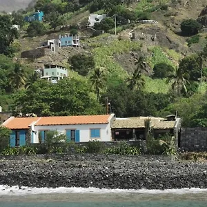 Casa Tarrafal De Monte Trigo Pensión