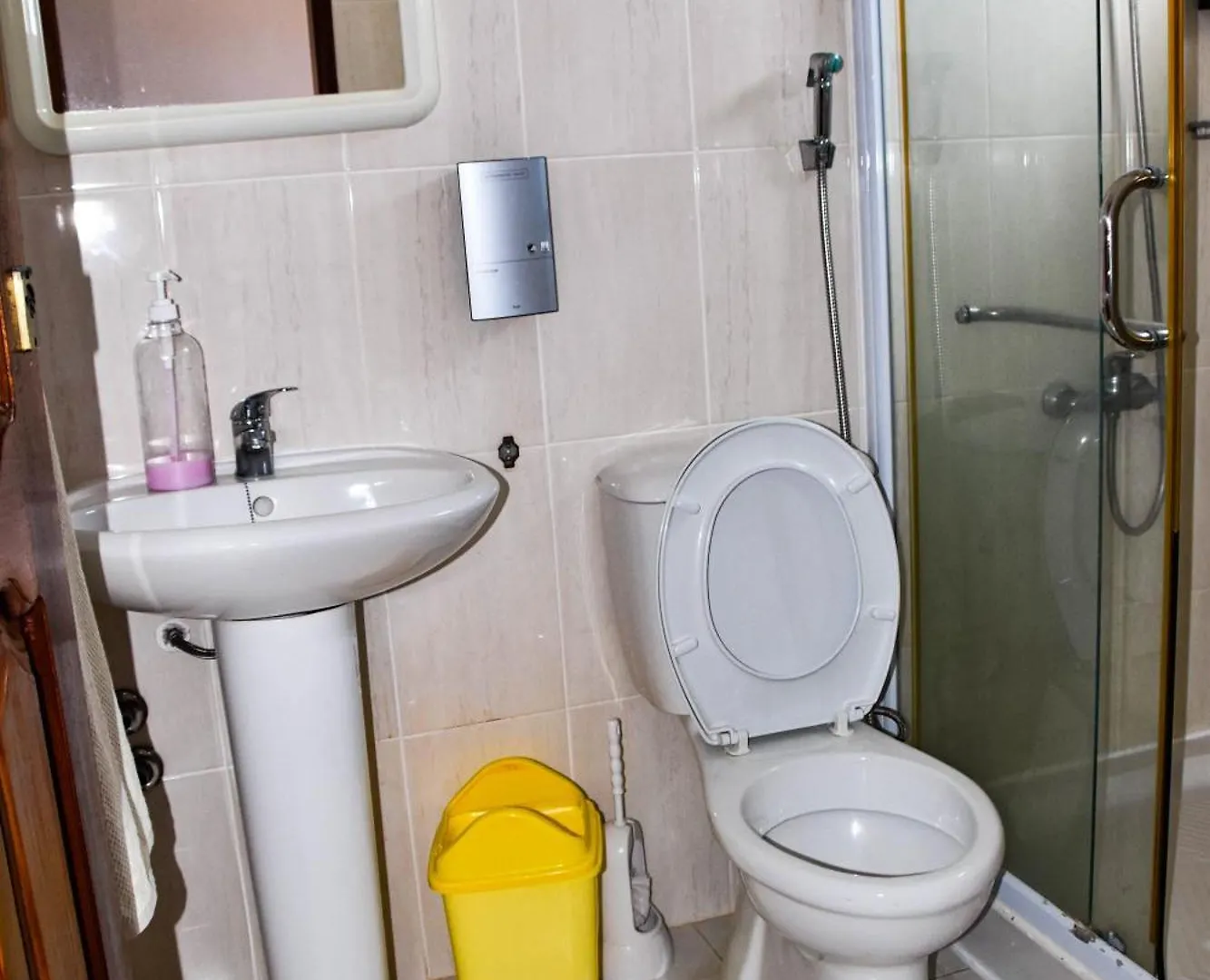 Hotel Residencial Vitoria Ponta Do Sol 3*,